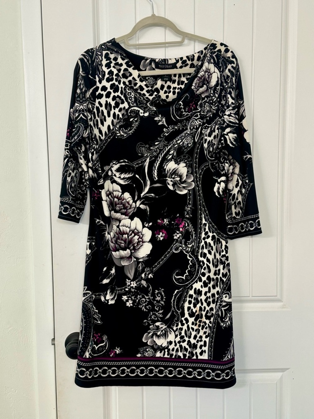 White House Black Market. Semi Vintage. Black & White Floral Paisley Shift Dress - Picture 3 of 5